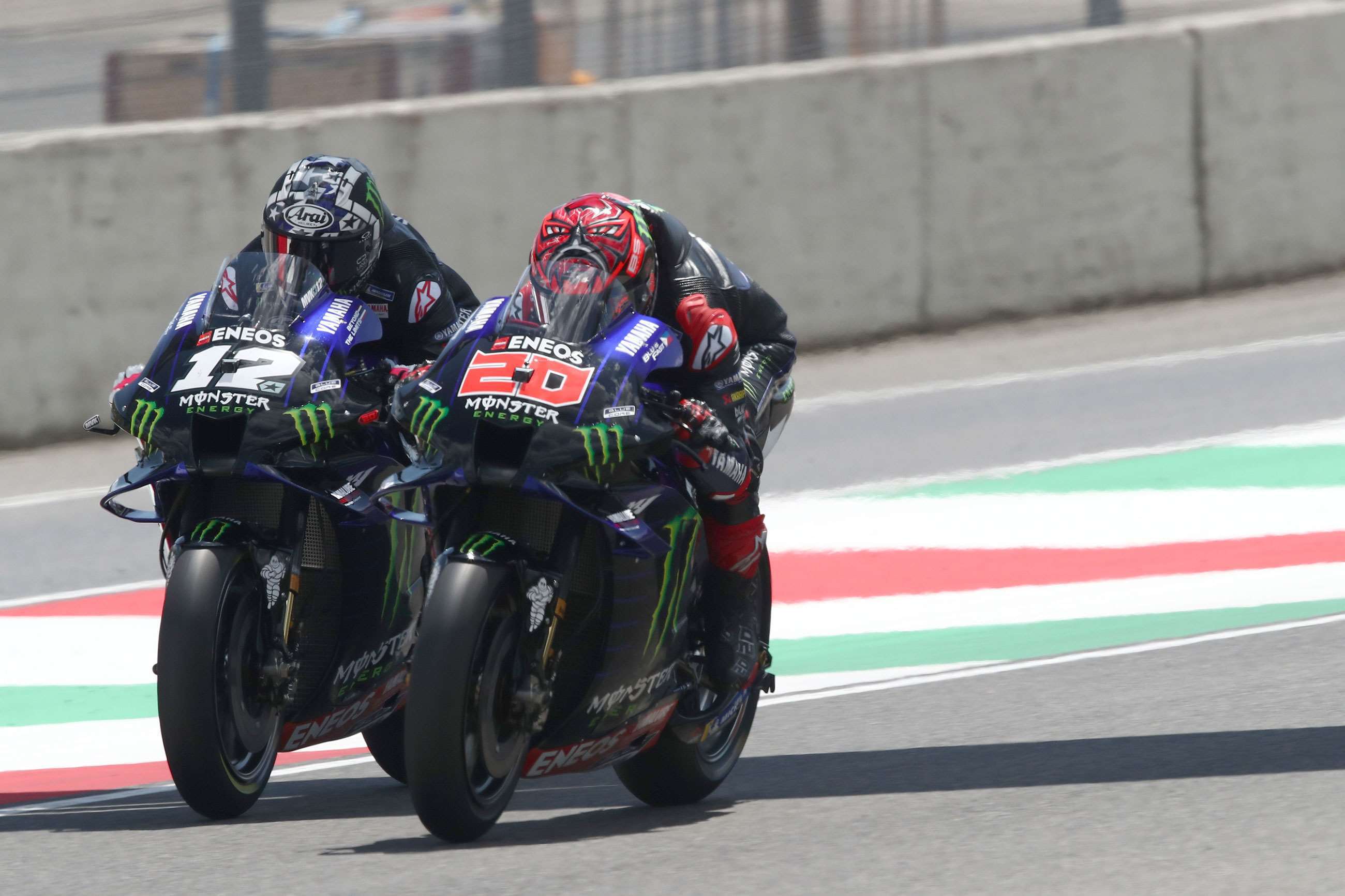 motogp-2021-mugello-vinales-quartararo-yamaha-gold-and-goose-mi-goodwood-02062021.jpg