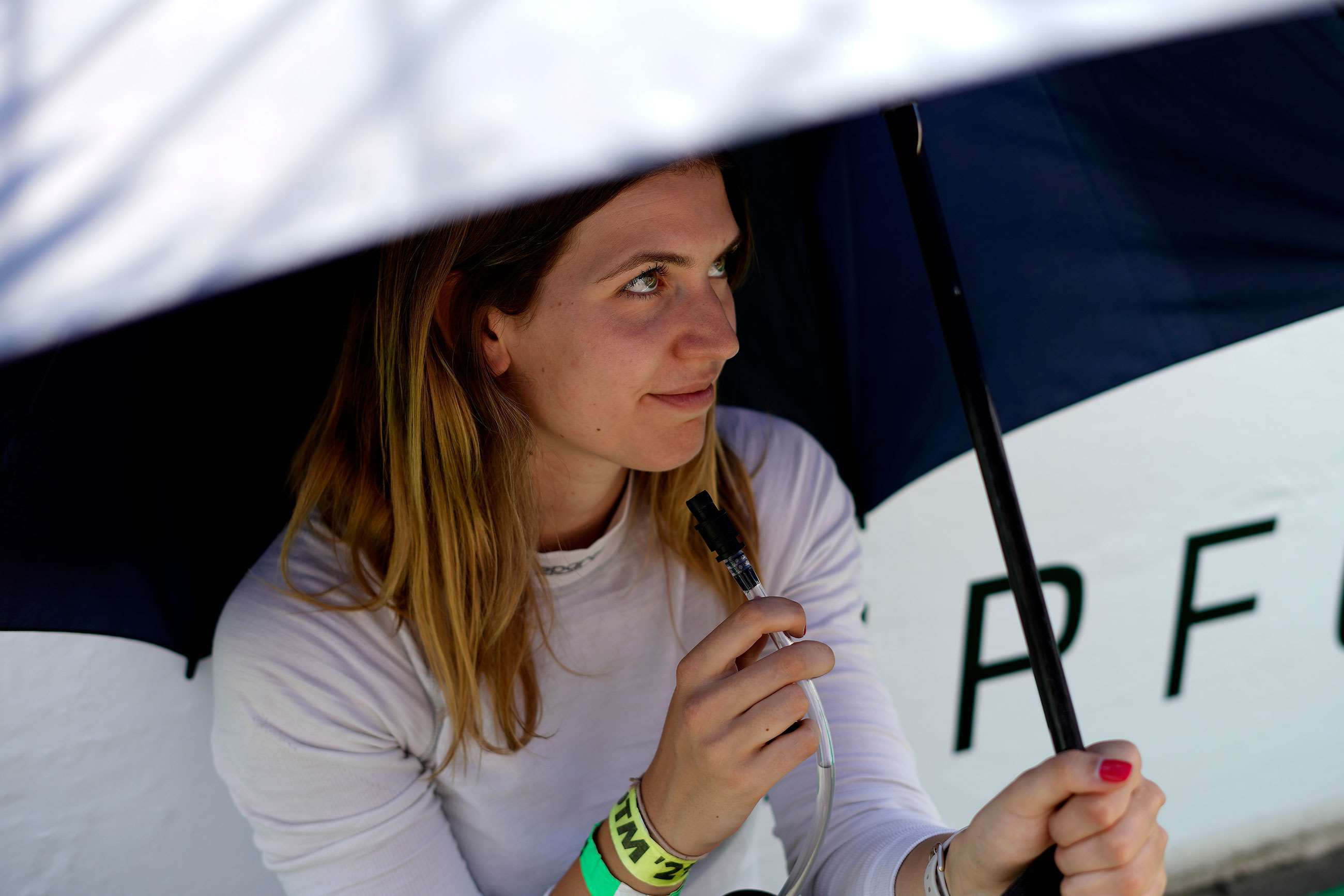 dtm-2021-lausitzring-esmee-hawkey-alexander-treinitz-mi-goodwood-23092021.jpg