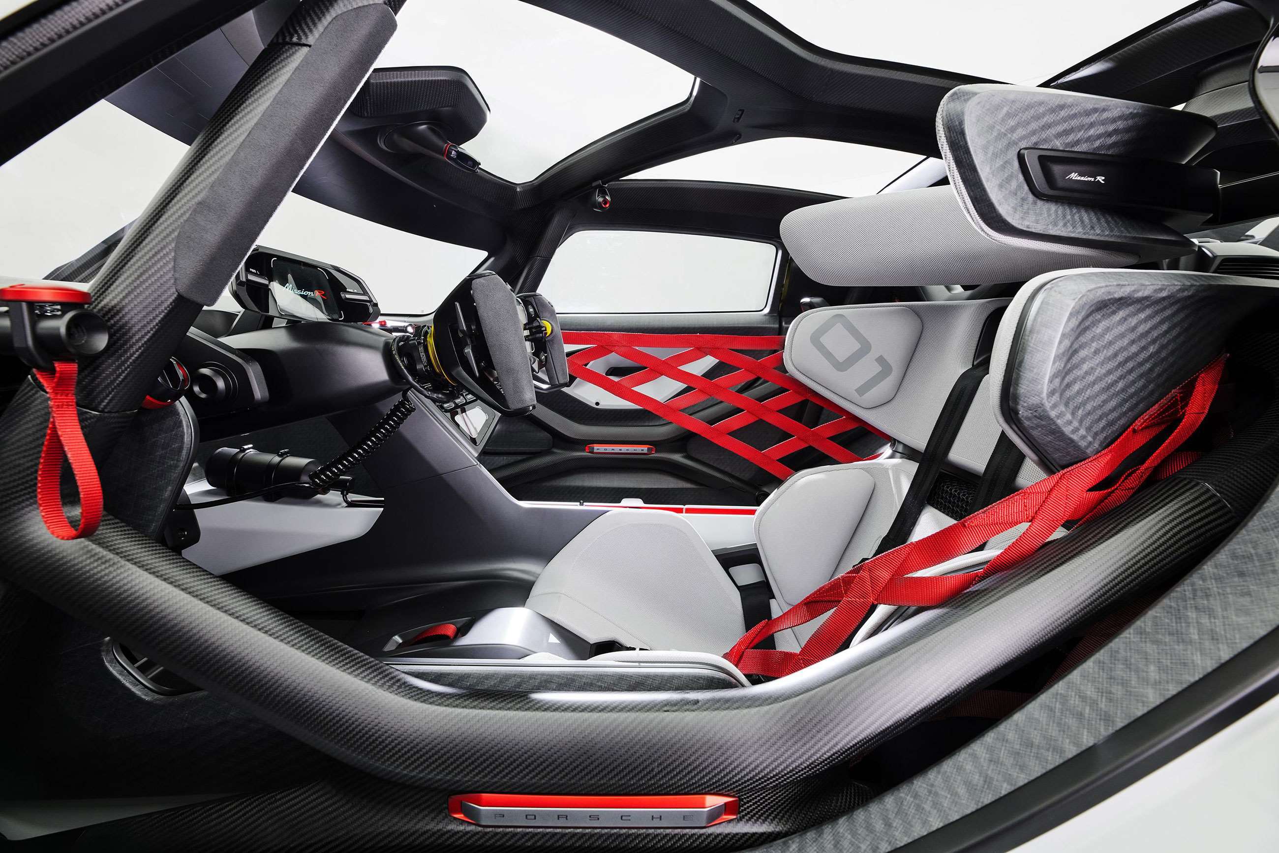 porsche-misson-r-concept-interior-goodwood-07092021.jpg