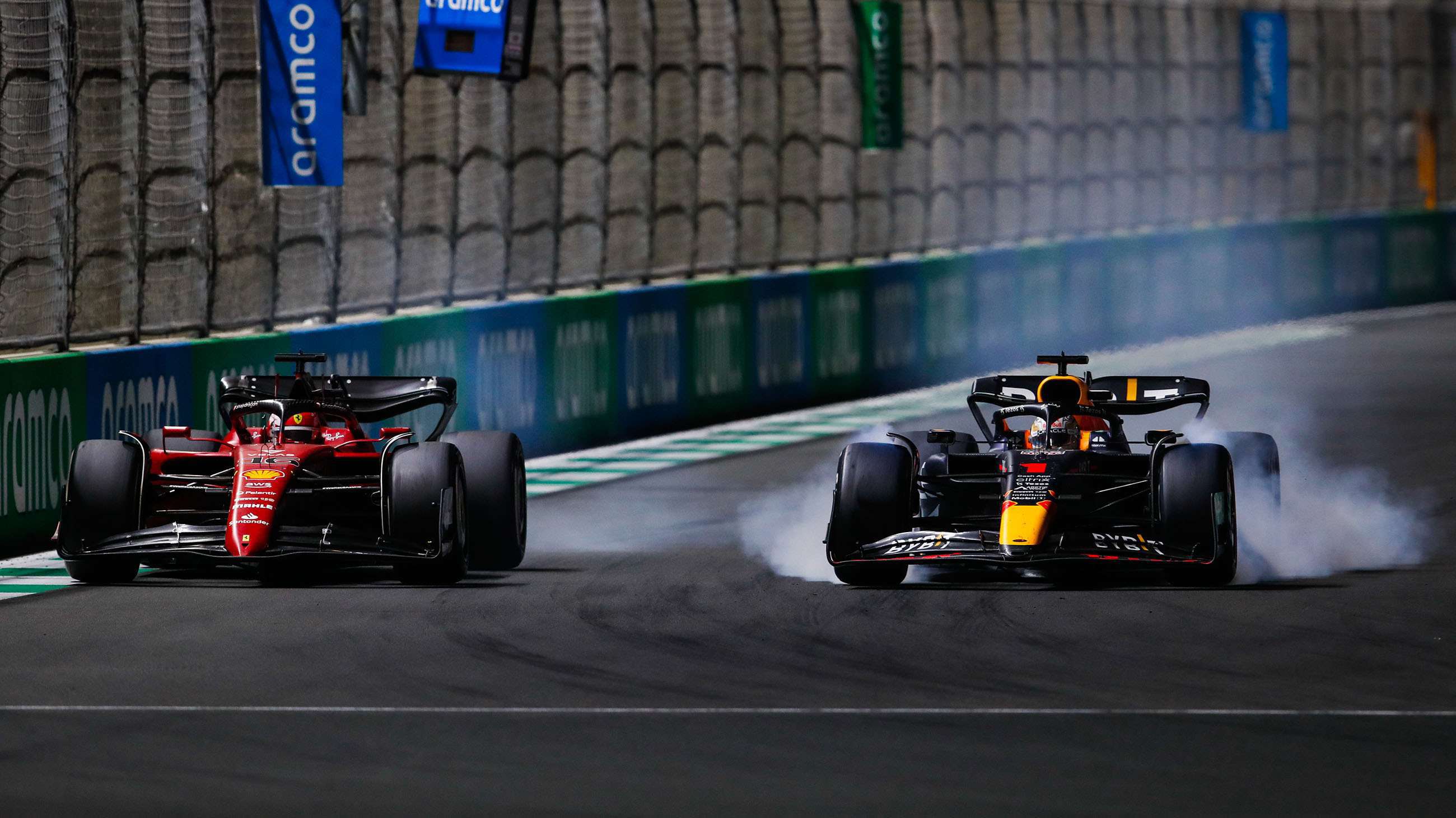 f1-2022-charles-leclerc-ferrari-f1-75-max-verstappen-red-bull-rb18-jeddah-zak-mauger-mi-28032022.jpg