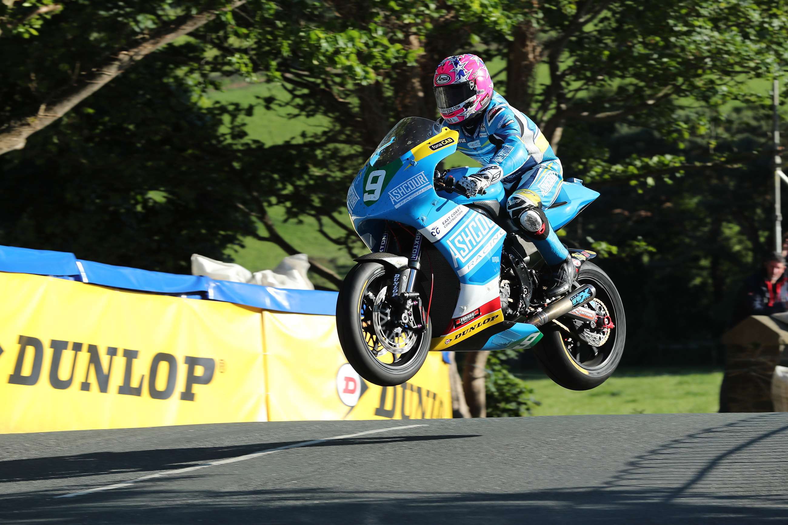 iomtt-01.jpg