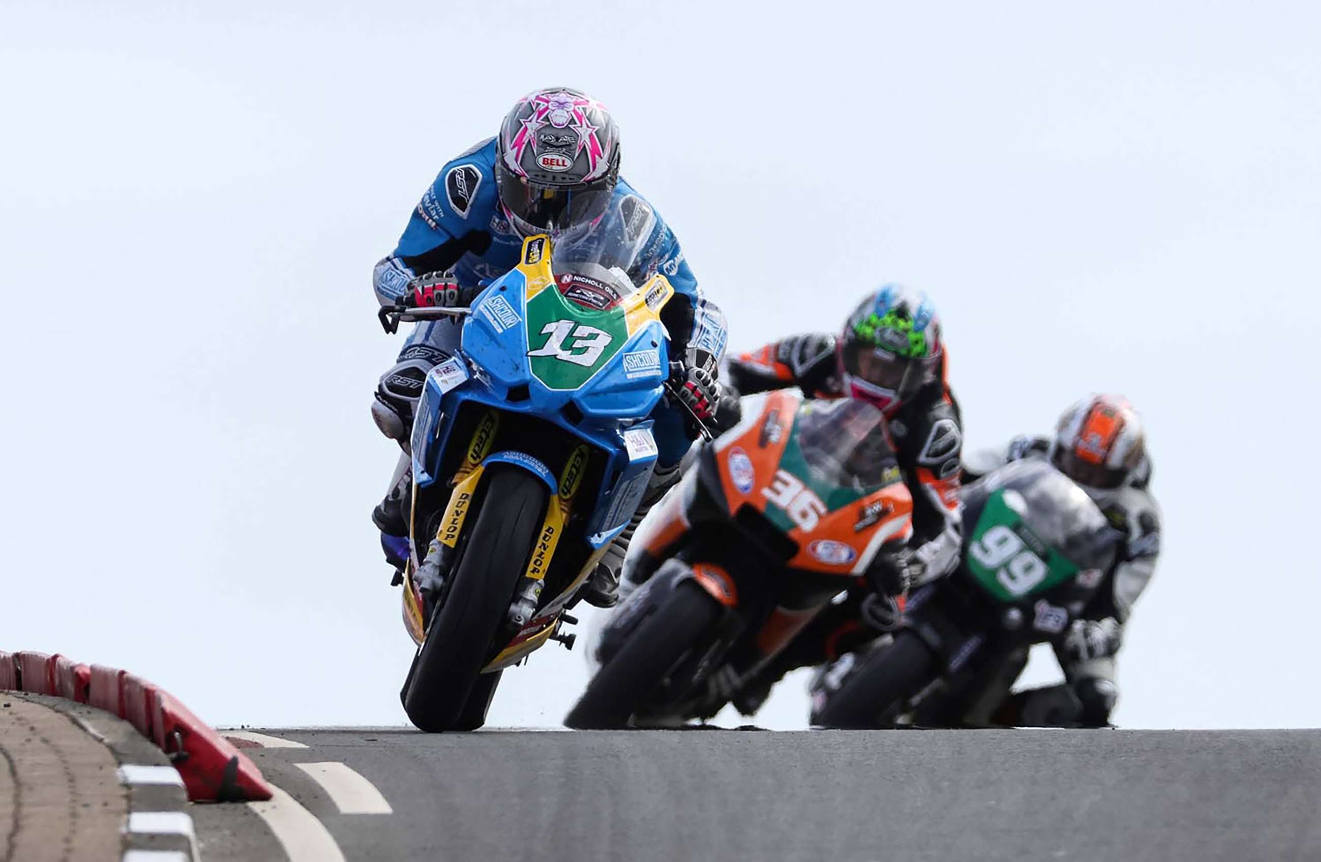 nw200-01.jpg