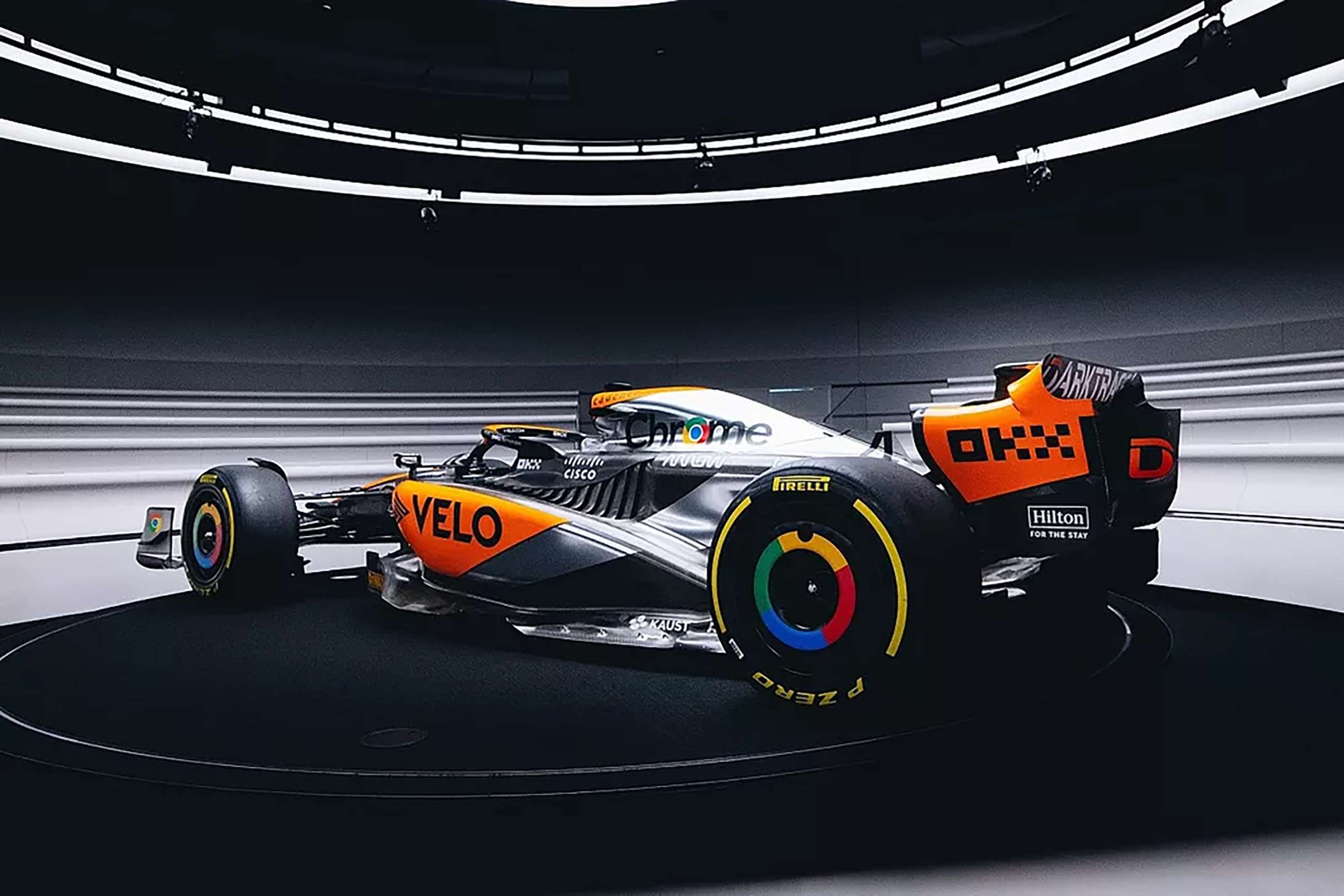 mclaren-mcl60-chrome-livery-01.jpg