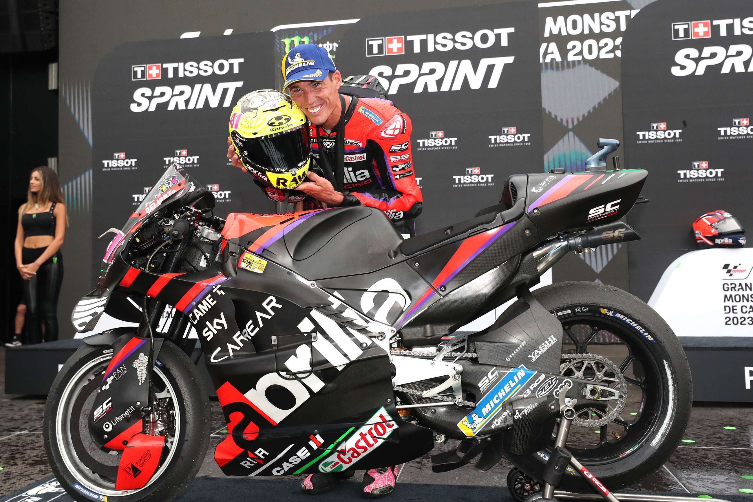 is-aprilia-the-new-ducati-in-motogp-04.jpg