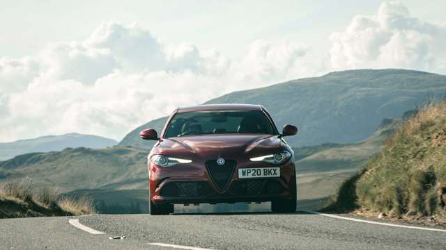 alfa-romeo-giulia-quadrifolgio09.jpg