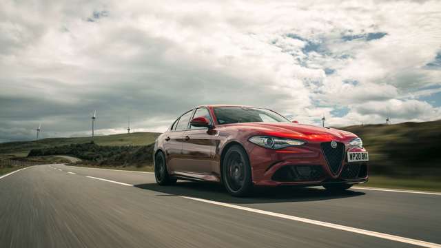 alfa-romeo-giulia-quadrifolgio13.jpg