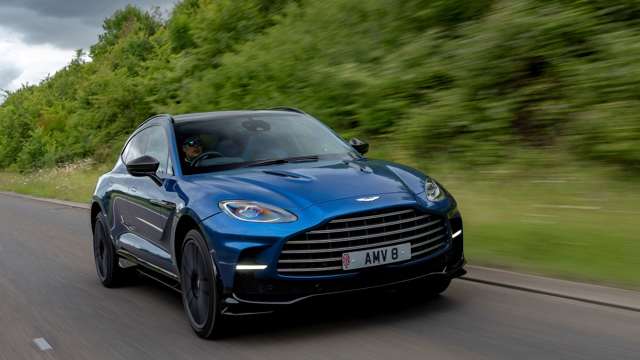 aston-martin-dbx707-first-drive-15.jpg