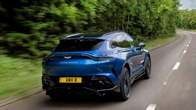 aston-martin-dbx707-first-drive-16.jpg