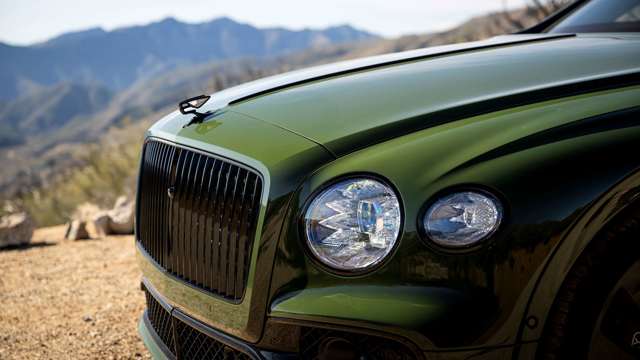 bentley-flying-spur-hybrid-26.jpg