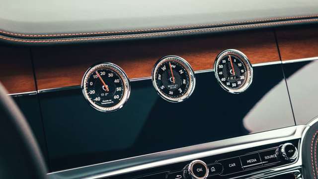 bentley-flying-spur-v8-dials-goodwood-27012021.jpg