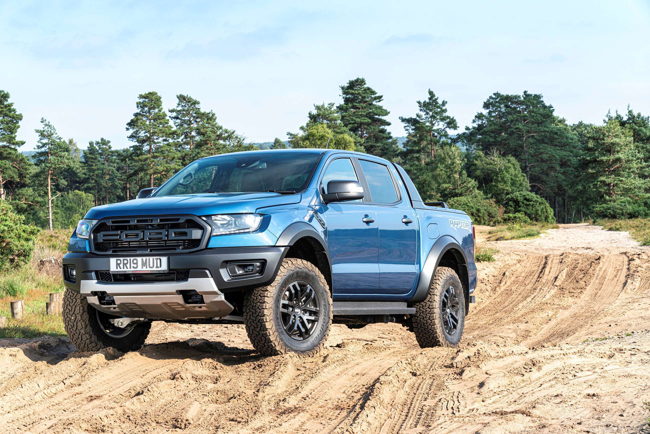 ford-ranger-raptor-off-road-goodwood-19052115.jpg