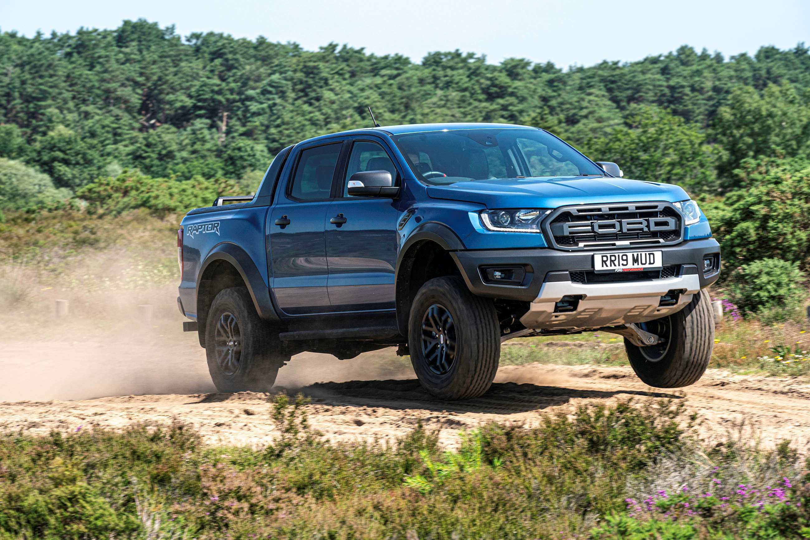 ford-ranger-raptor-review-goodwood-19052105.jpg