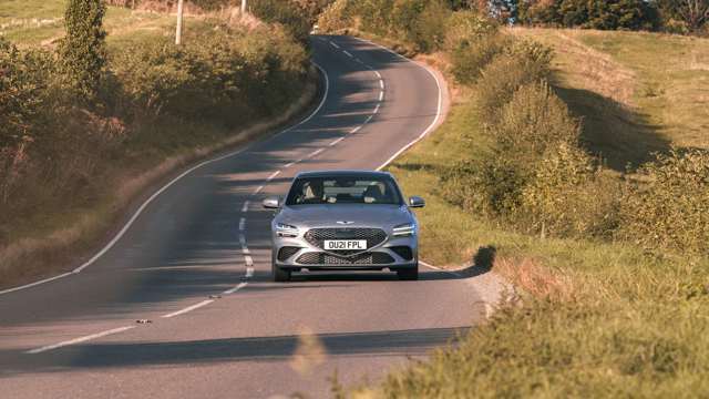 genesis-g70-review-goodwood-28092130.jpg