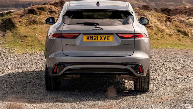 jaguar-f-pace-p400e-r-dynamic-hse-goodwood-2021-4.jpg