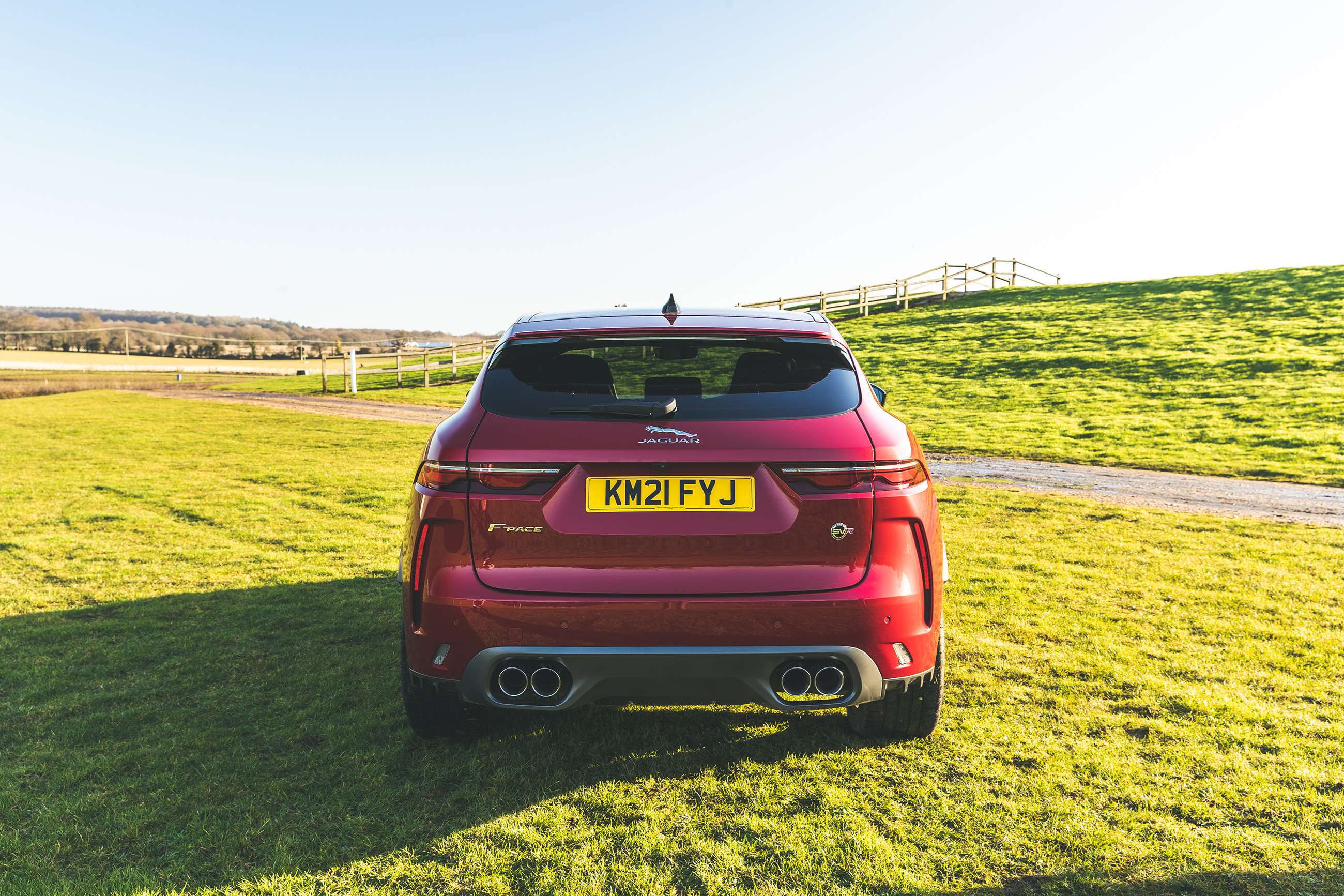 jaguar-f-pace-svr-review-11032246.jpg