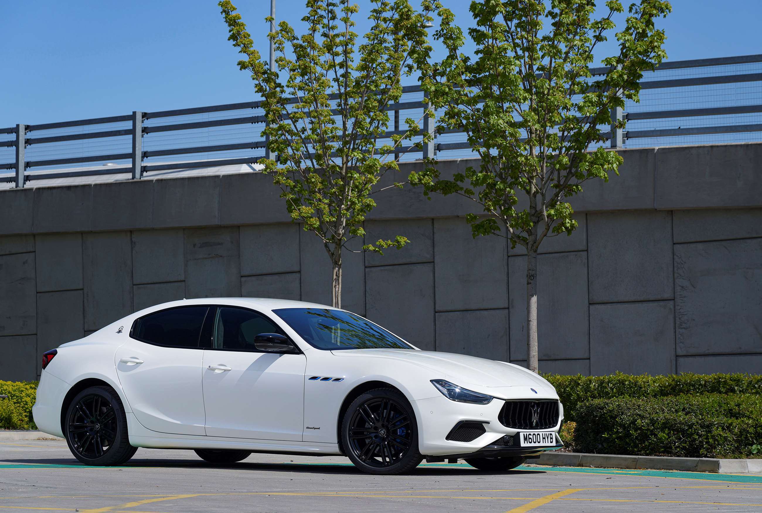 maserati-ghibli-hybrid-grandsport-review-goodwood-23062102.jpg