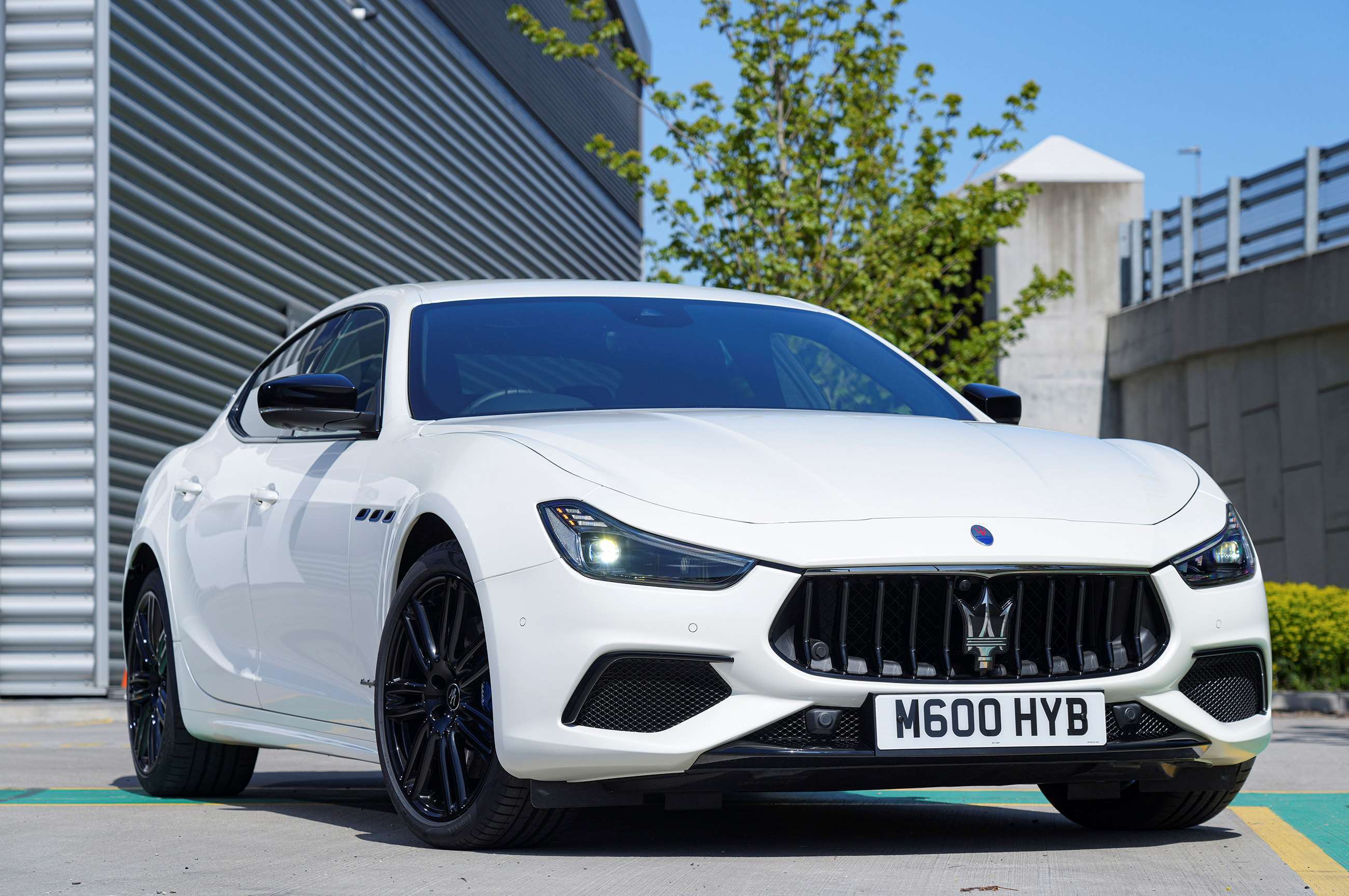 maserati-ghibli-hybrid-grandsport-review-goodwood-23062103.jpg