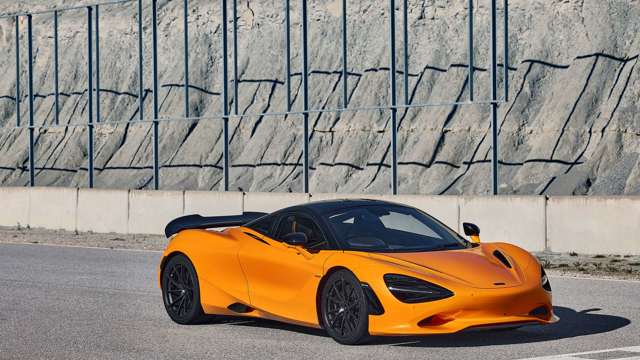 mclaren-750s-first-drive-review-goodwood-04.jpg