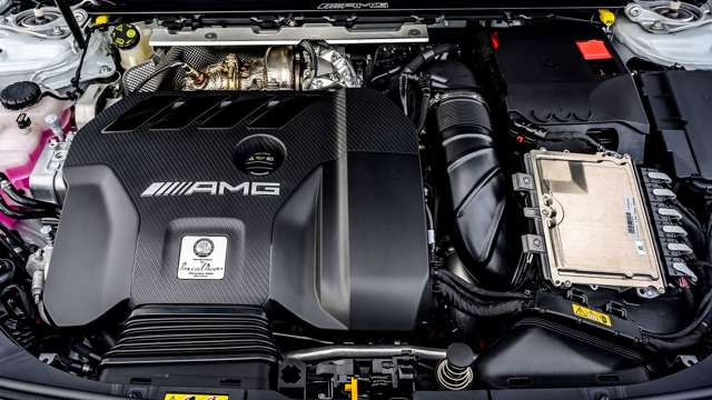 mercedes-amg-cla-45-s-review-29112107.jpg