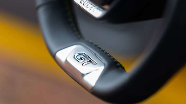 peugeot-208-steering-wheel-goodwood-12032021.jpg