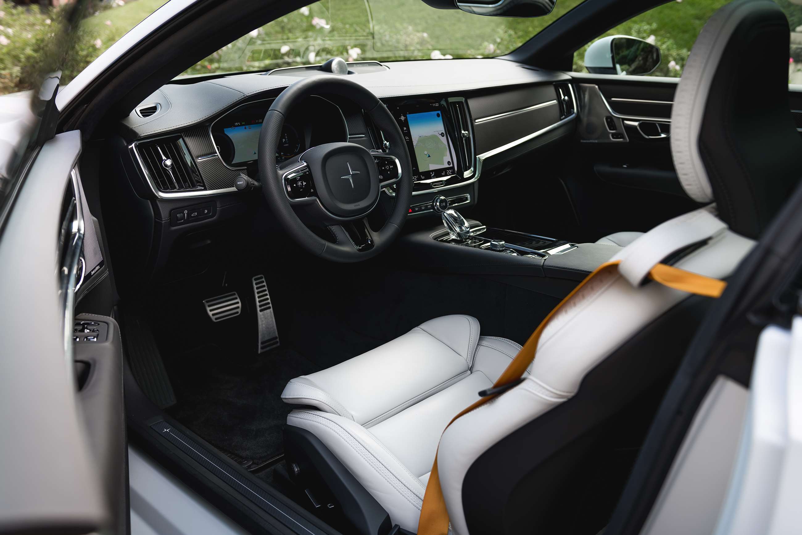 polestar-1-interior-goodwood-26112019.jpg