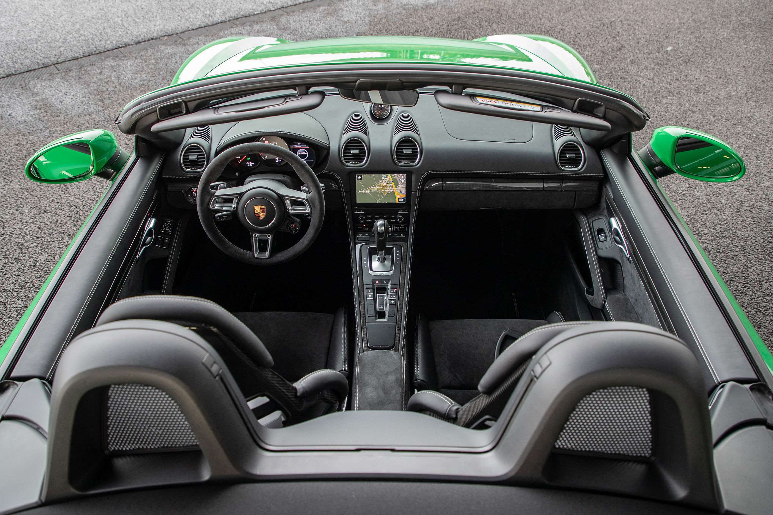 porsche-718-boxster-gts-pdk-interior-goodwood-15122020.jpg