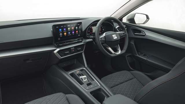 seat-leon-interior-goodwood-03122020.jpg