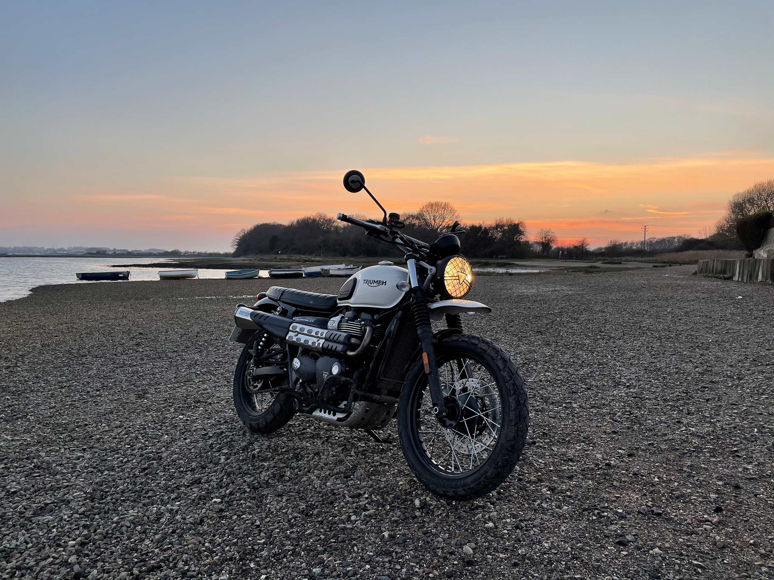 triumph-street-scrambler-review-goodwood-202107225.png