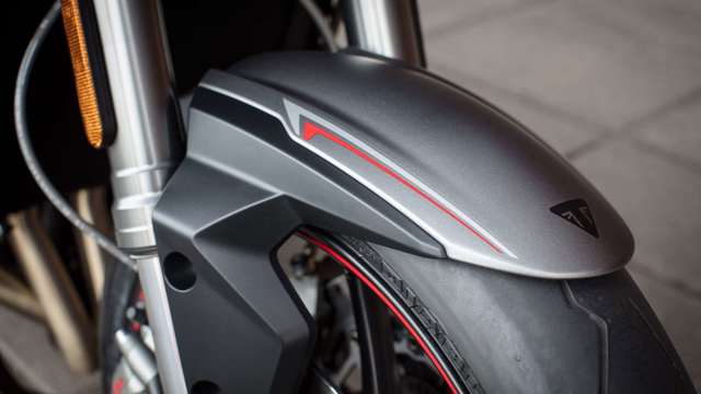 triumph-street-triple-rs-details-goodwood-25022021.jpg