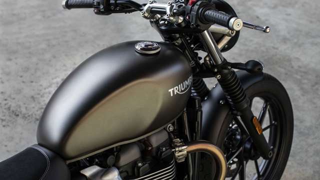 triumph-street-twin-specification-goodwood-11082020.jpg