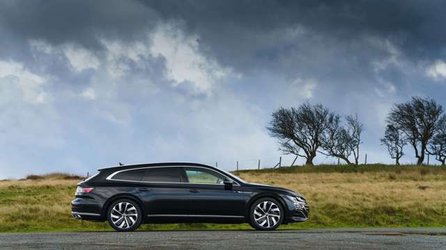 volkswagen-arteon-shooting-brake-r-line-goodwood-30042021.jpg