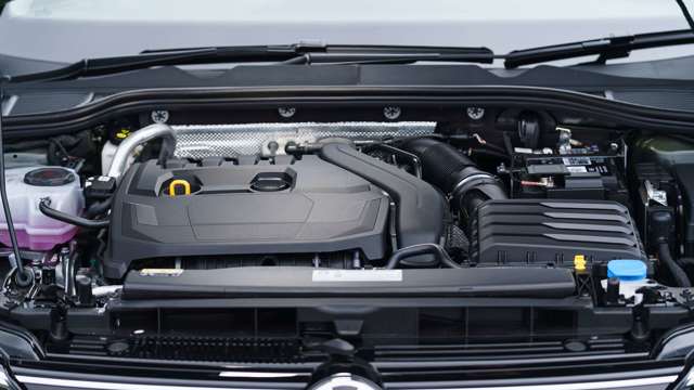 volkswagen-golf-engine-goodwood-20082020.jpg