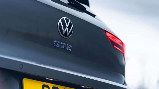 volkswagen-golf-gte-goodwood-17052116.jpg