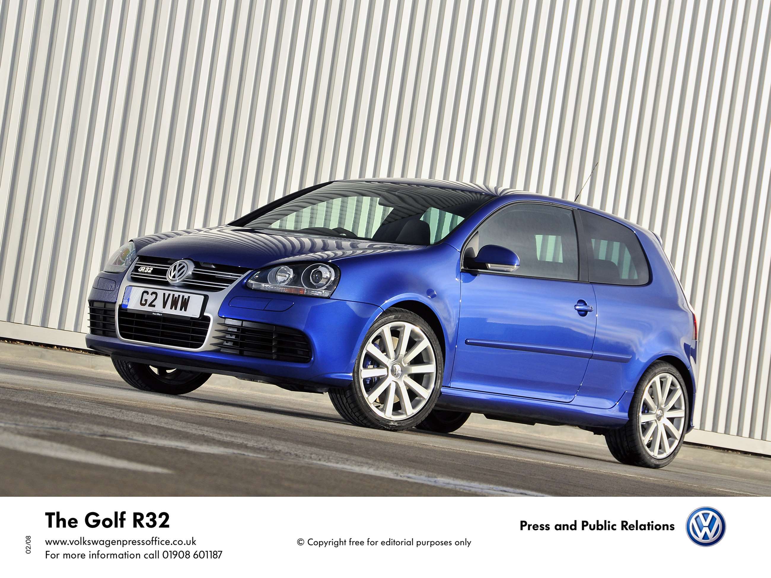 vw-golf-r32-future-classics-04.jpg