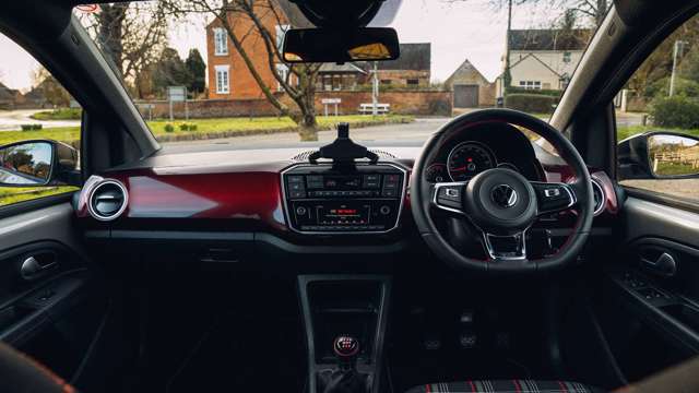 volkswagen-up-gti-interior-goodwood-20112020.jpg