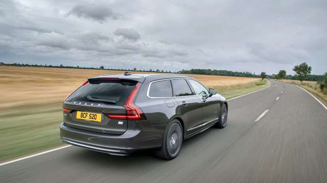 volvo-v90-recharge-review-goodwood-test-19.jpg