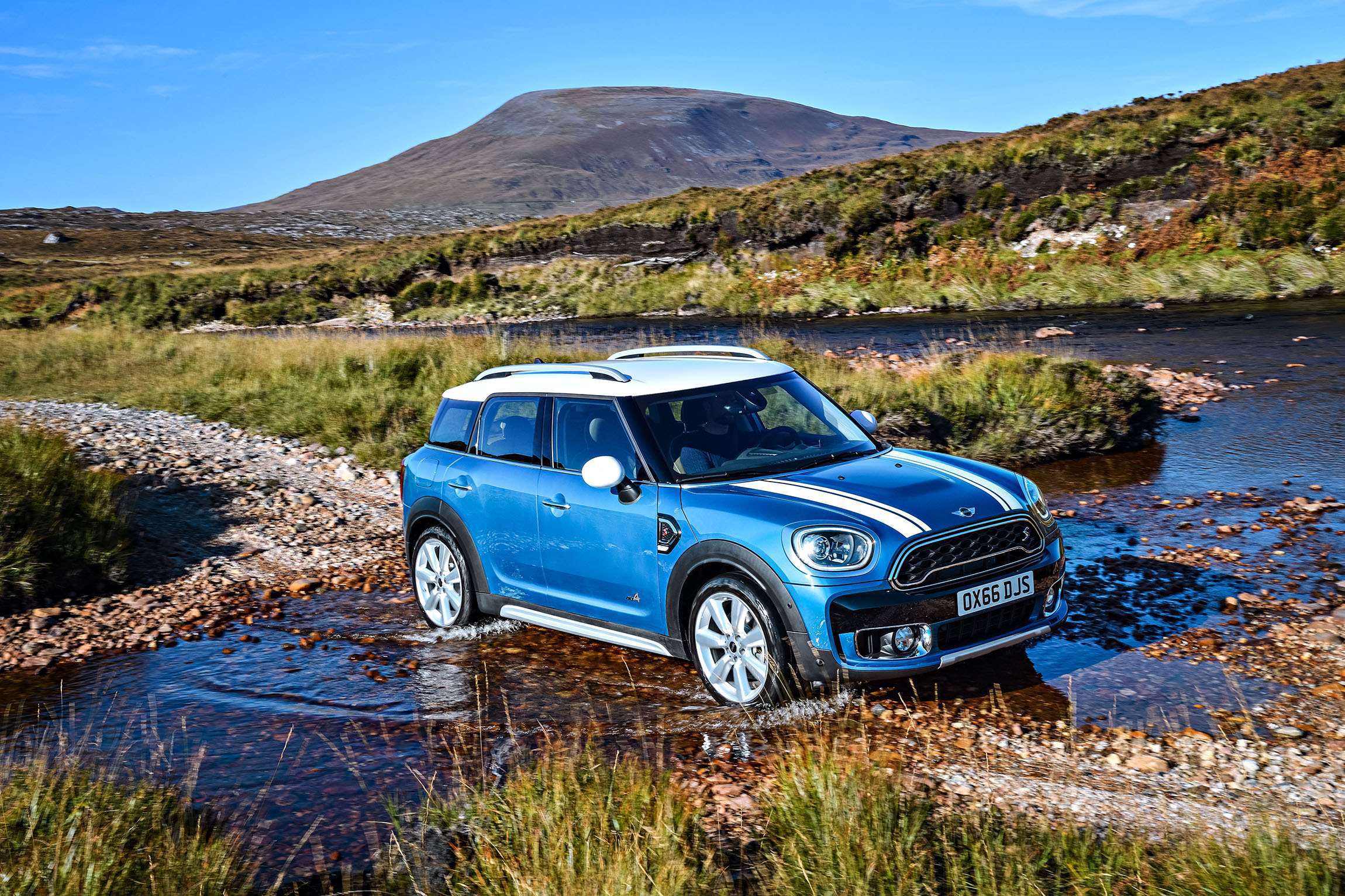 mini_countryman_01111603.jpg