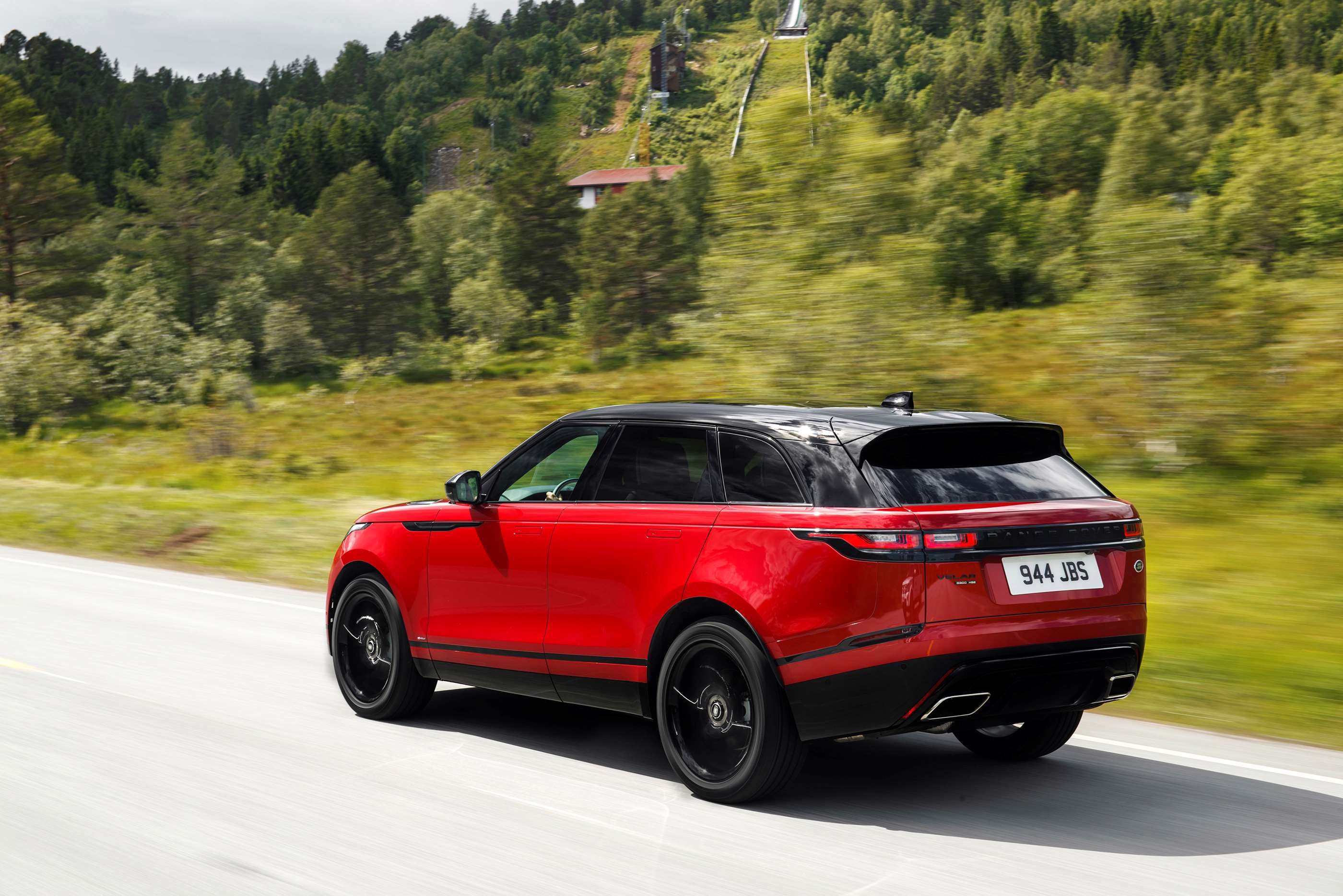 rr-velar-firenze-red_020.jpg