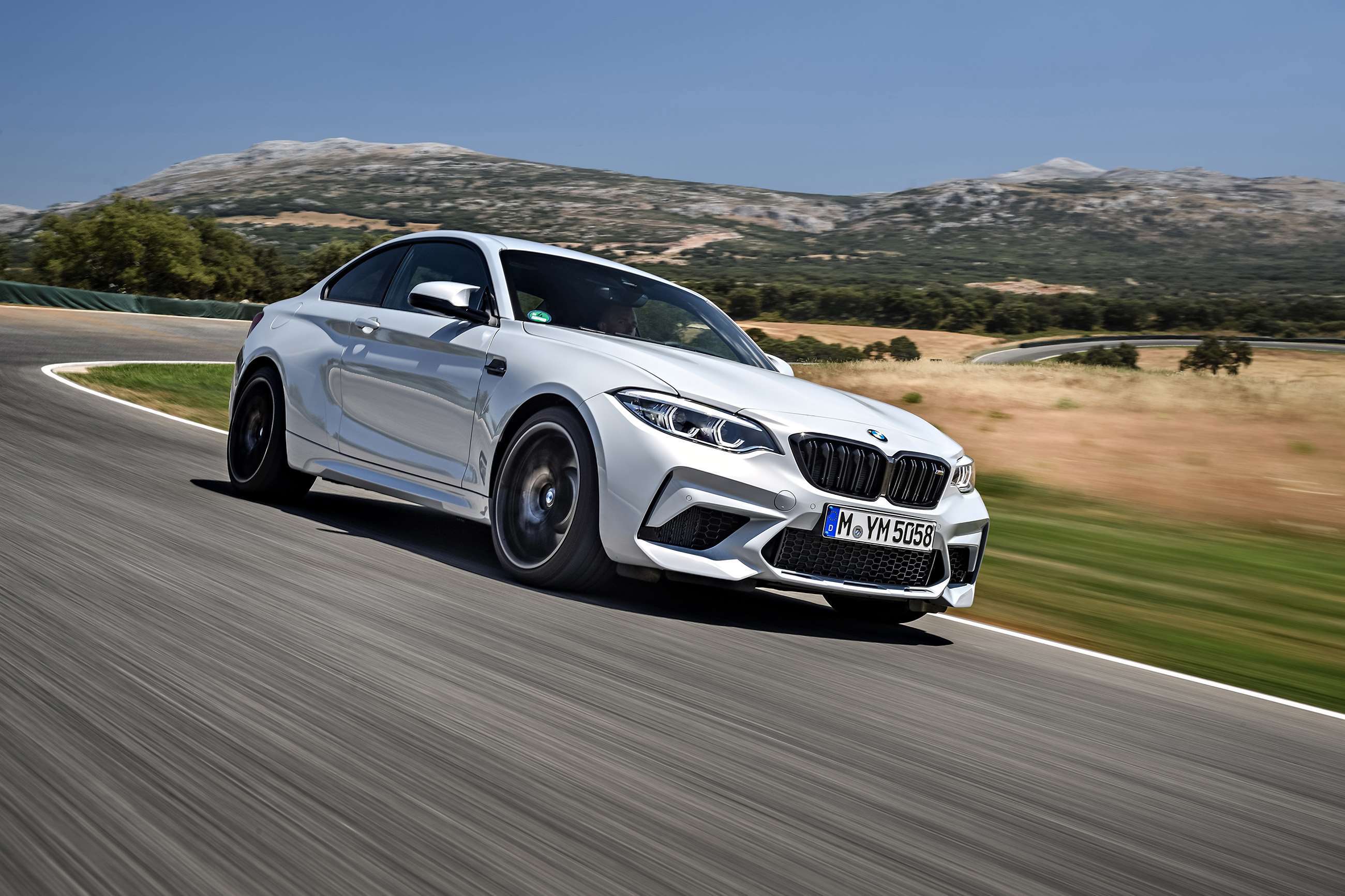 bmw_m2_competition_27071816.jpg