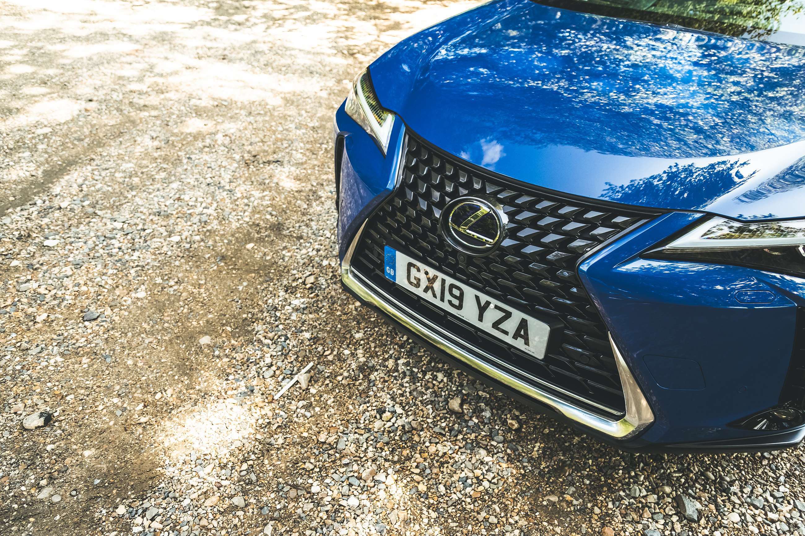 lexus-ux-hybrid-review-joe-harding-goodwood-15081918.jpg