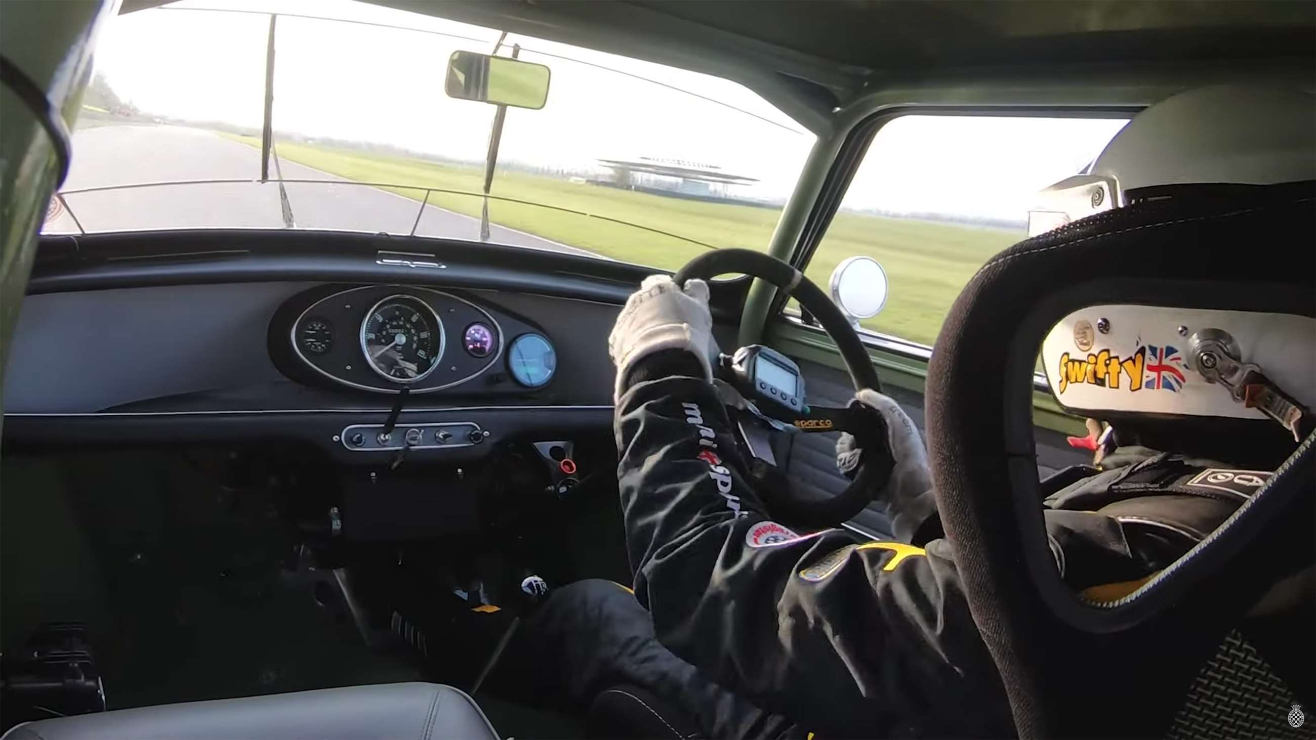 grr-november-highlights-nick-swift-mini-onboard-goodwood-02122019.jpg