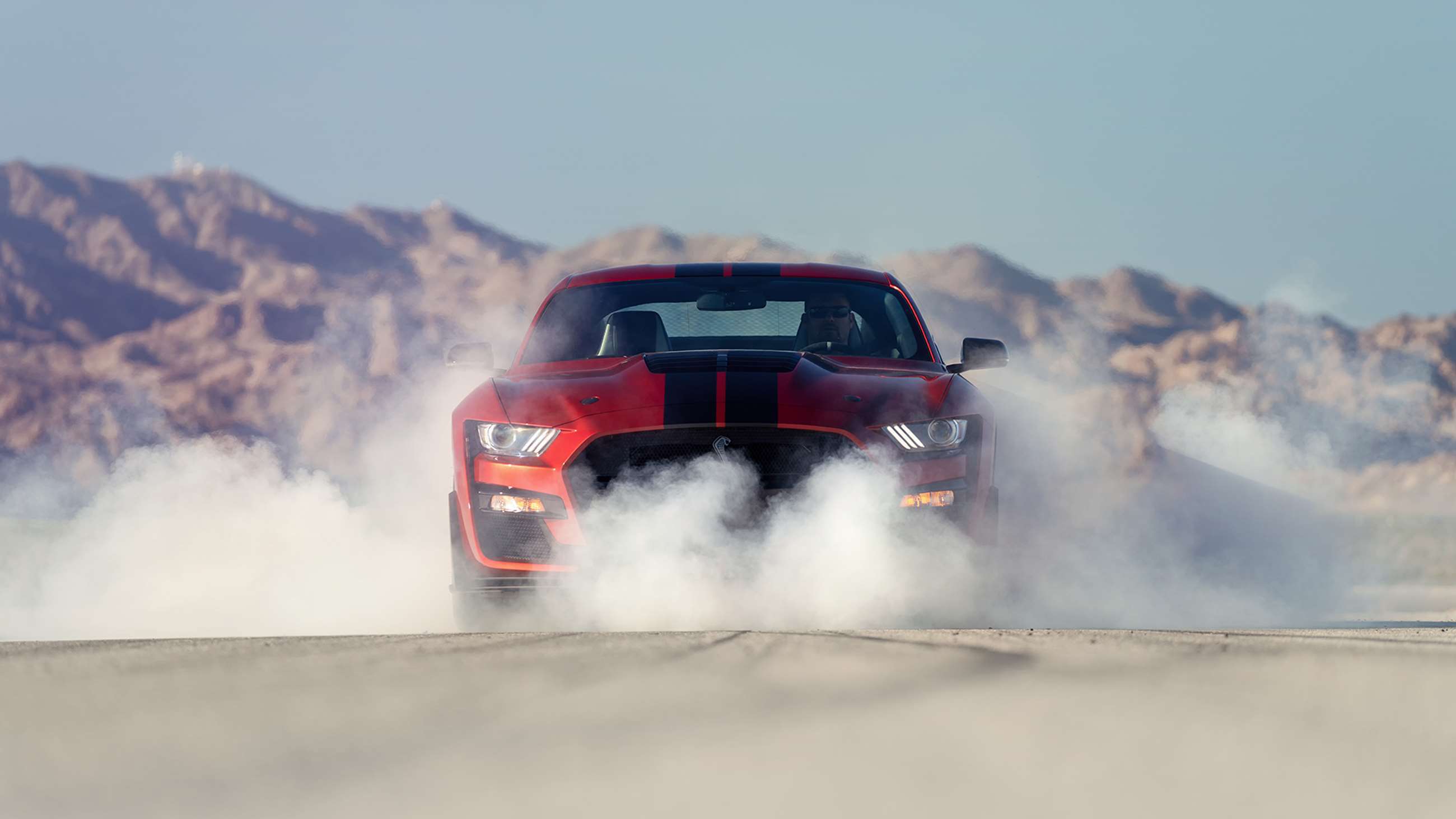 ford-mustang-shelby-gt500-drift-burnout-carbon-fibre-track-pack-goodwood-17012019.jpg