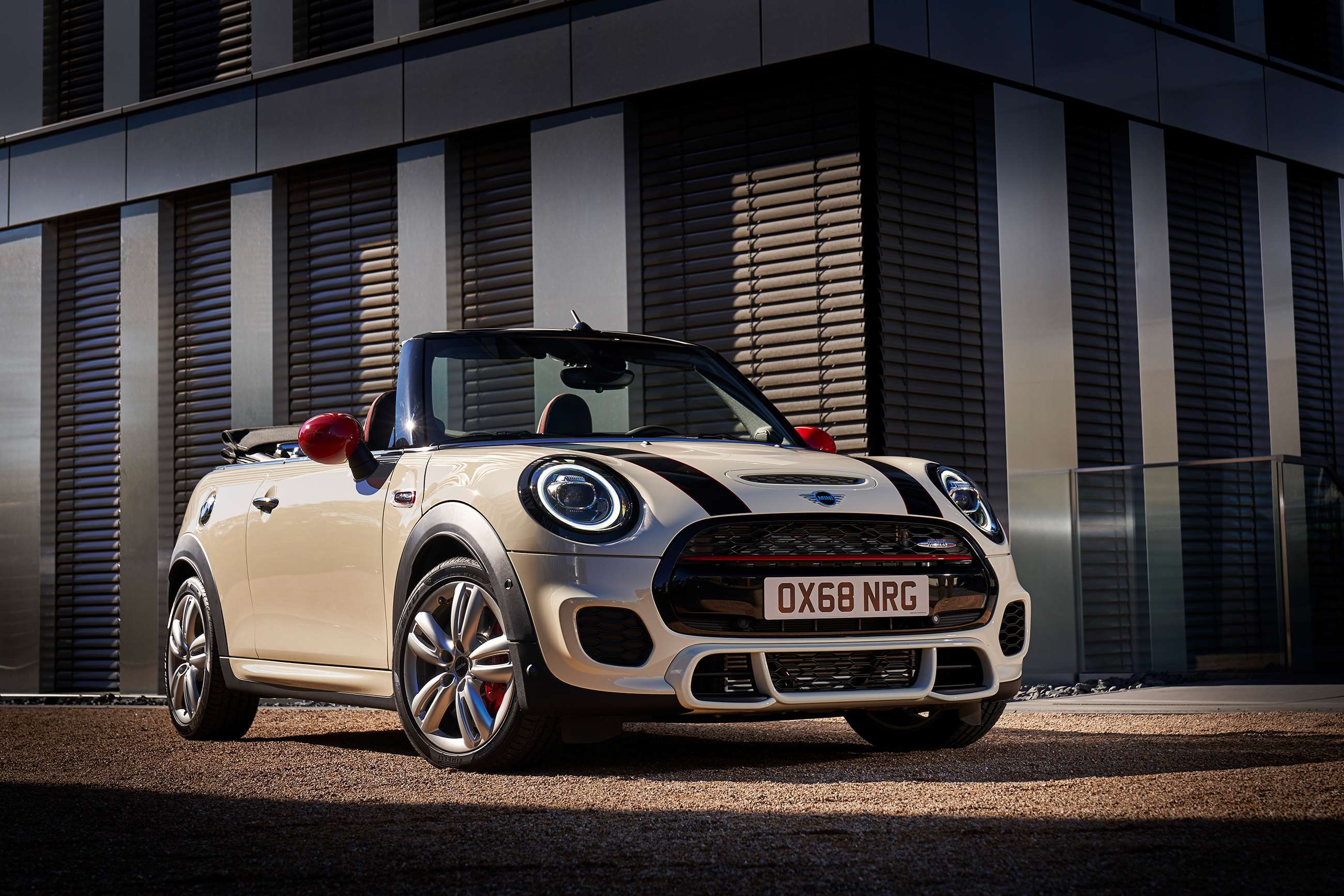 mini-john-cooper-works-convertible-2019-goodwood-06032019.jpg