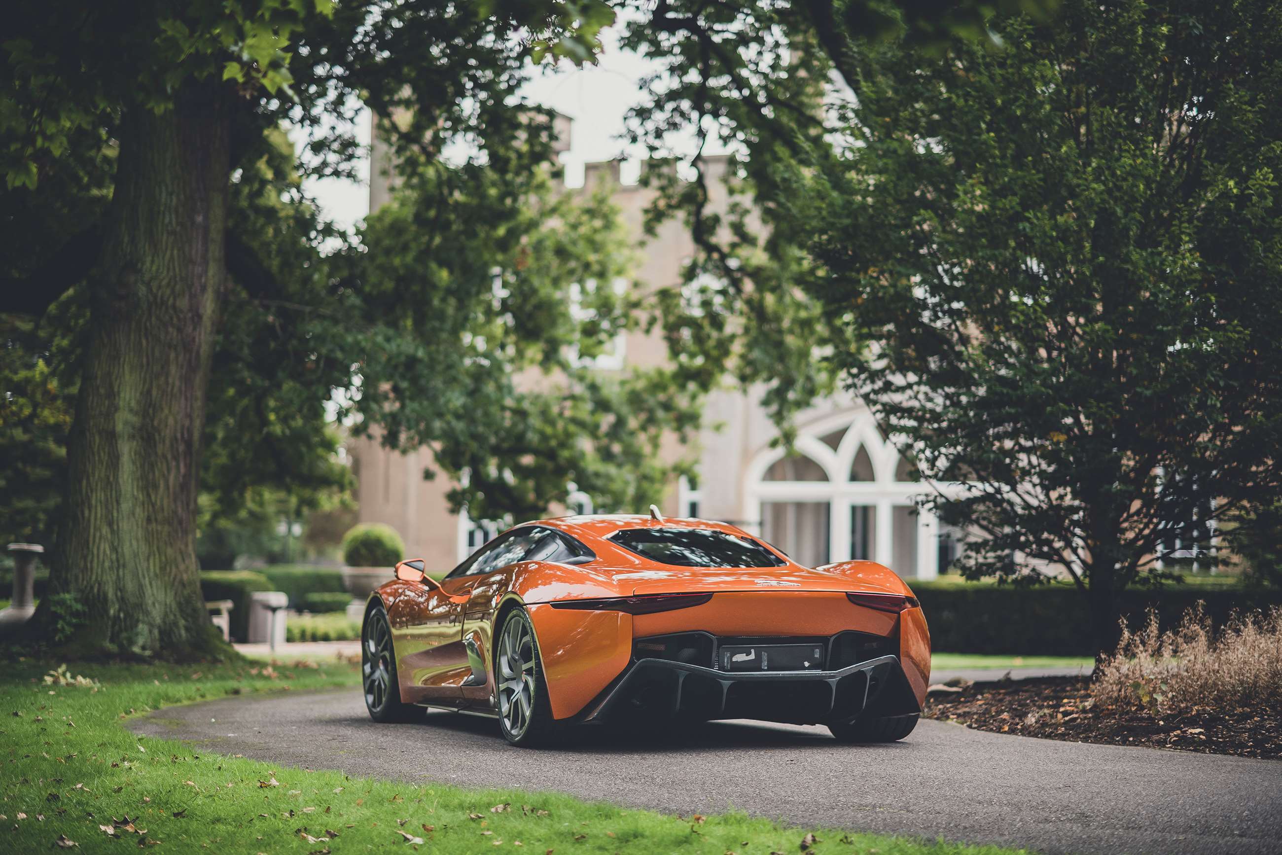 jaguar-c-x75-james-bond-goodwood-01112019.jpg