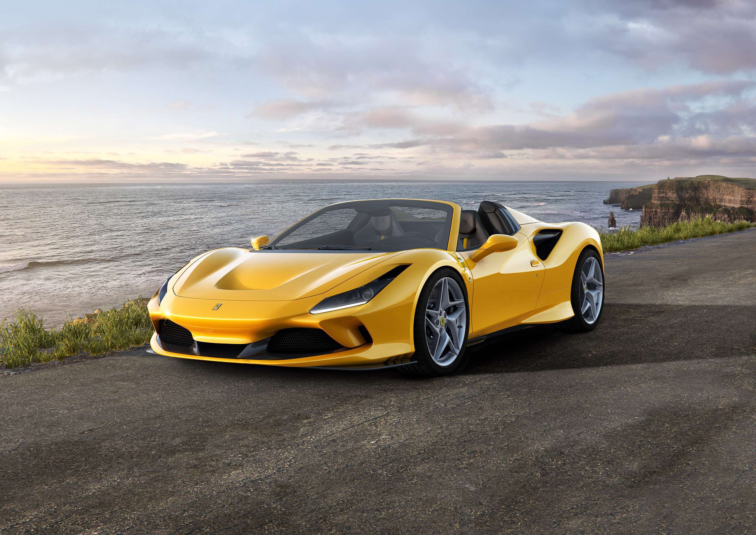 ferrari-f8-spider-roof-goodwood-12092019.jpg