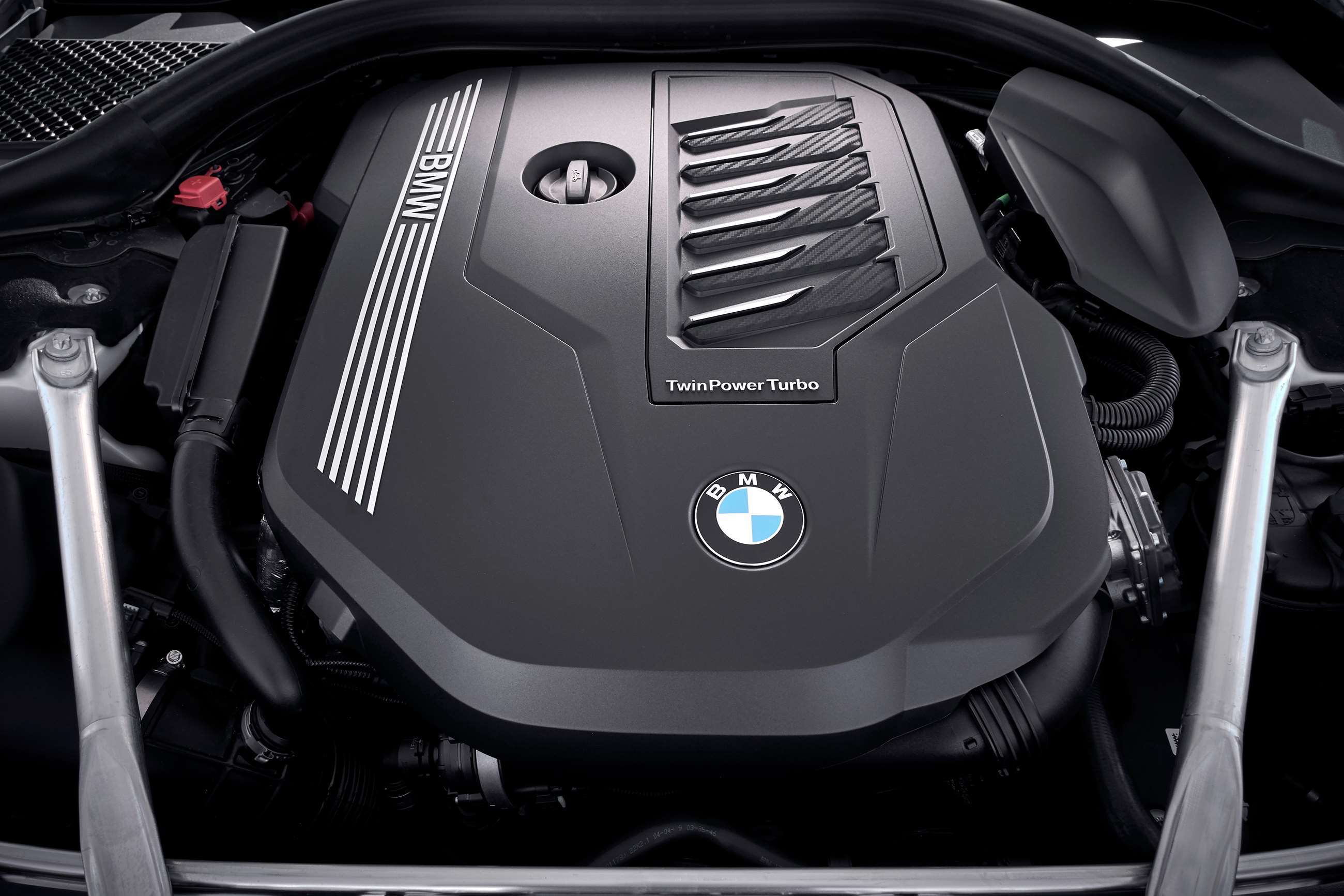 bmw-8-series-gran-coupe-engine-goodwood-24092019.jpg