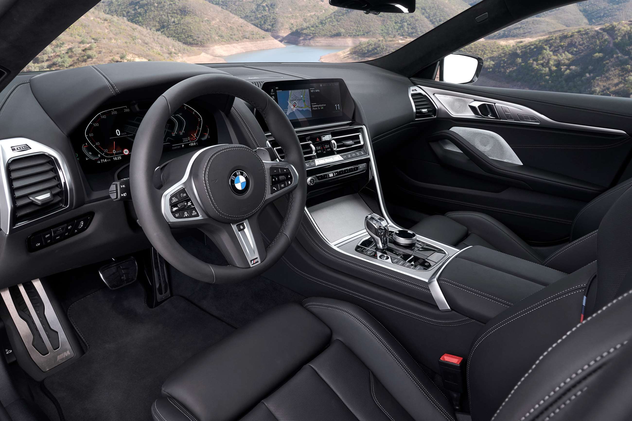 bmw-8-series-gran-coupe-interior-goodwood-24092019.jpg