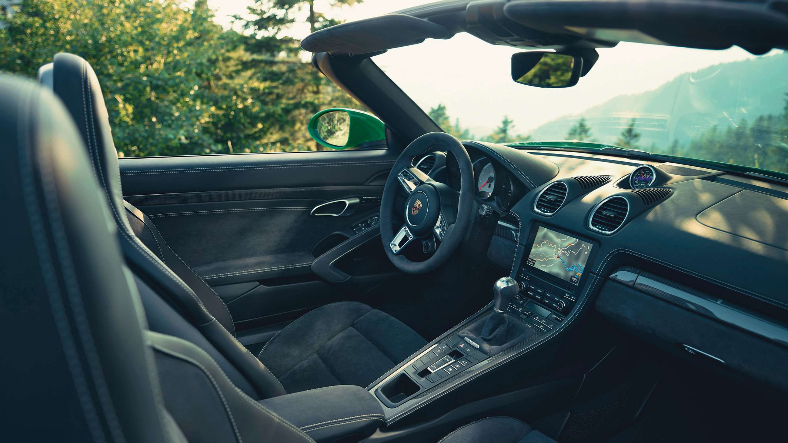 porsche-boxster-gts-interior-six-cylinder-goodwood-16012020.jpg