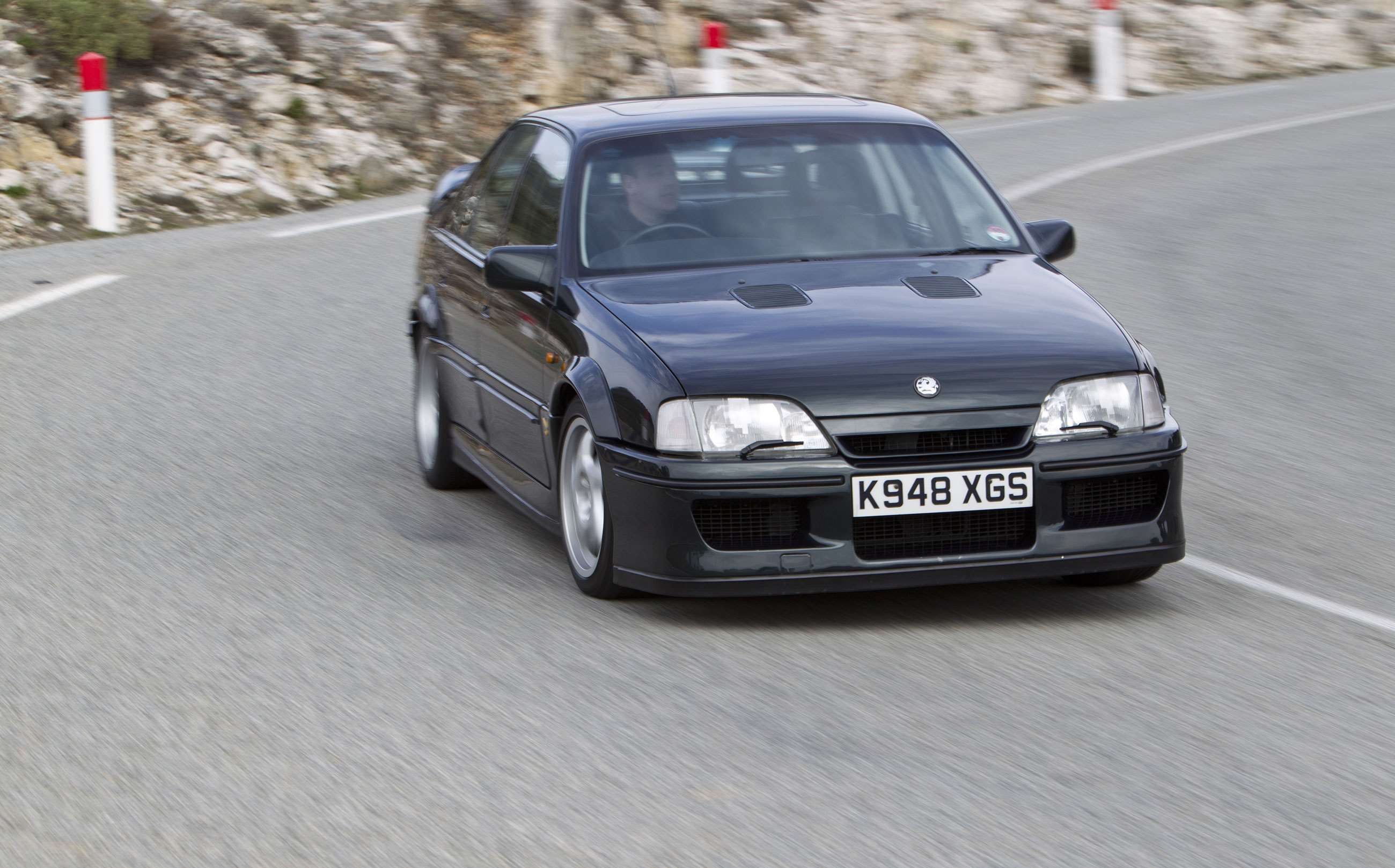 vauxhall-lotus-carlton-andrew-frankel-goodwood-20112020.jpg