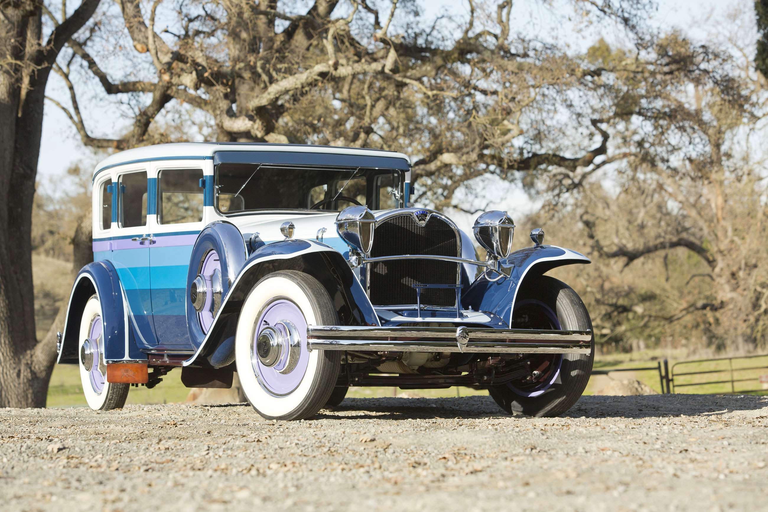 best-headlight-designs-1-ruxton-model-c-1930-bonhams-goodwood-18112020.jpg